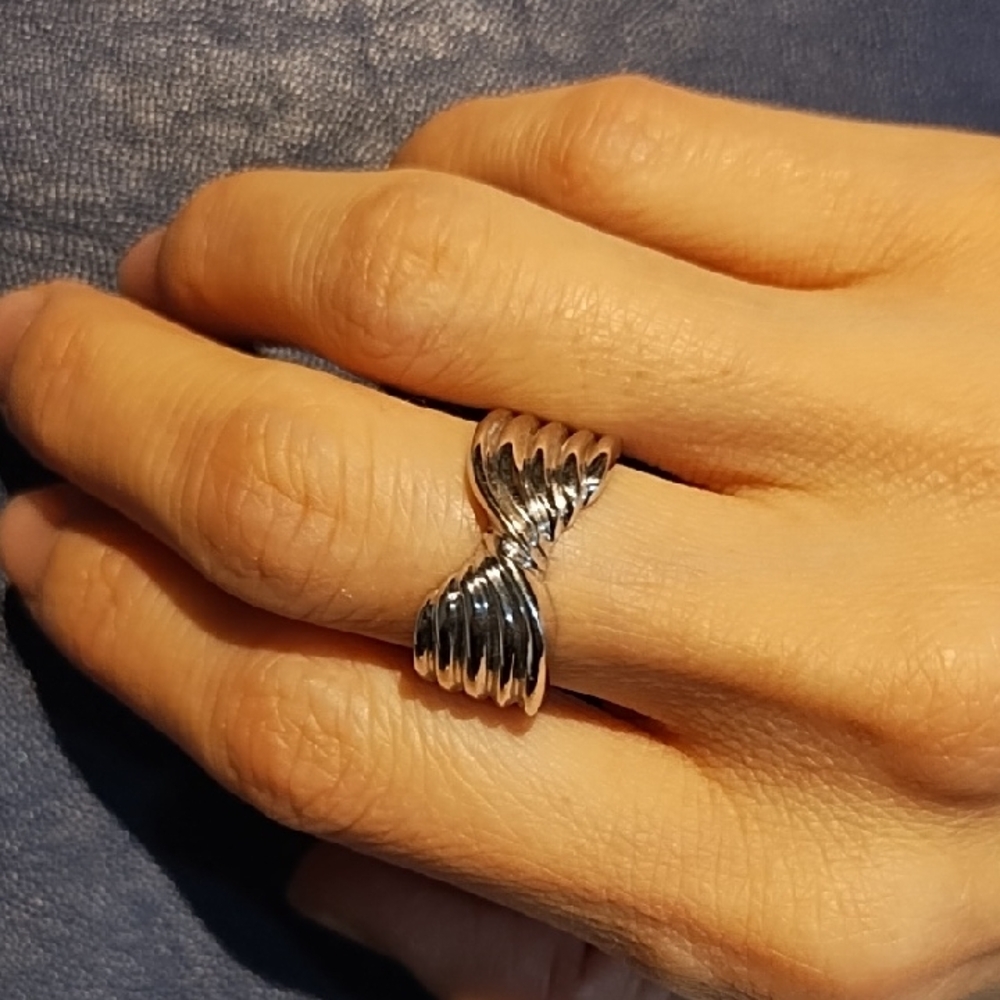 women 14kt white gold Ring